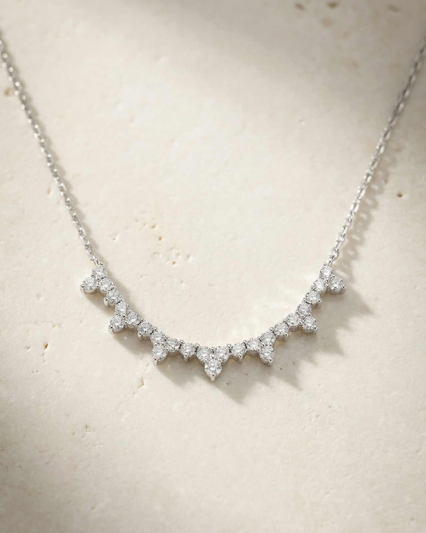 Necklace in K18 White Gold with Diamonds - Image 2