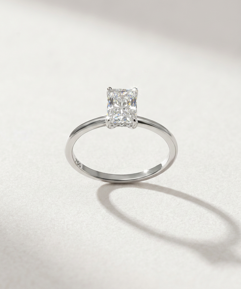 Alternative view of Radiant-Cut Lab Diamond Solitaire Ring in K18 White Gold
