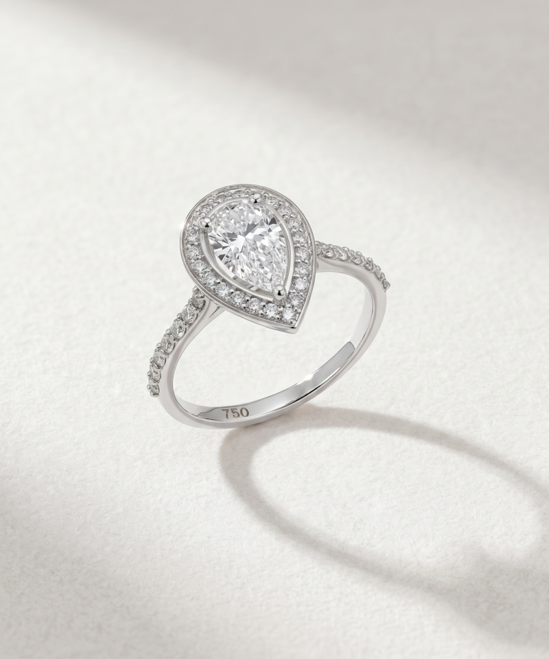 Pear-Cut Diamond Halo Ring in K18 White Gold