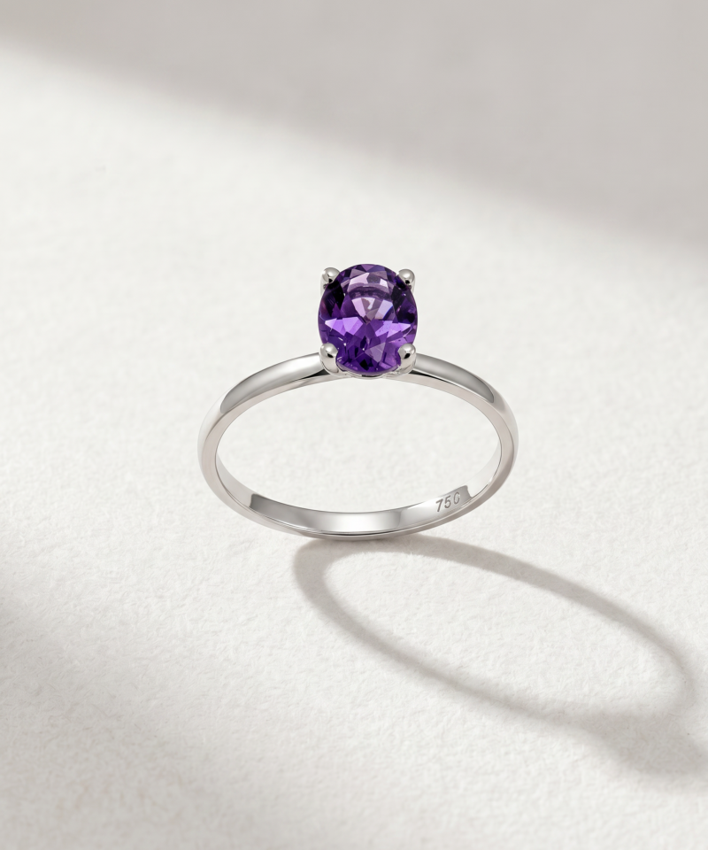 Alternative view of Oval-Cut Amethyst Solitaire Ring in K18 White Gold