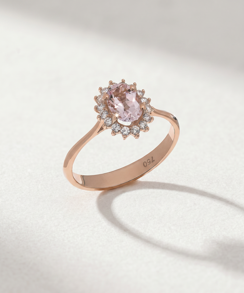 Oval Morganite Cluster Ring with Diamonds in K18 Rose Gold