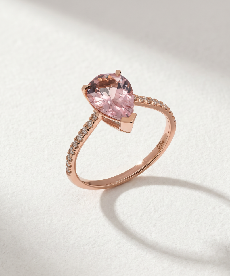 Pear-Cut Morganite Ring with Diamonds in K18 Rose Gold