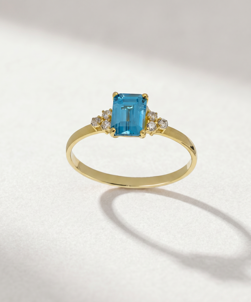 Alternative view of Emerald-Cut Blue Topaz & Cubic Zirconia Ring in K14 Yellow Gold