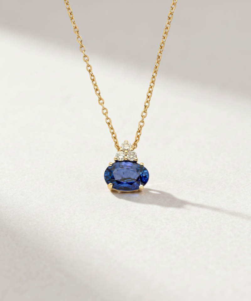 Oval-Cut Sapphire & Diamond Necklace in K18 Yellow Gold