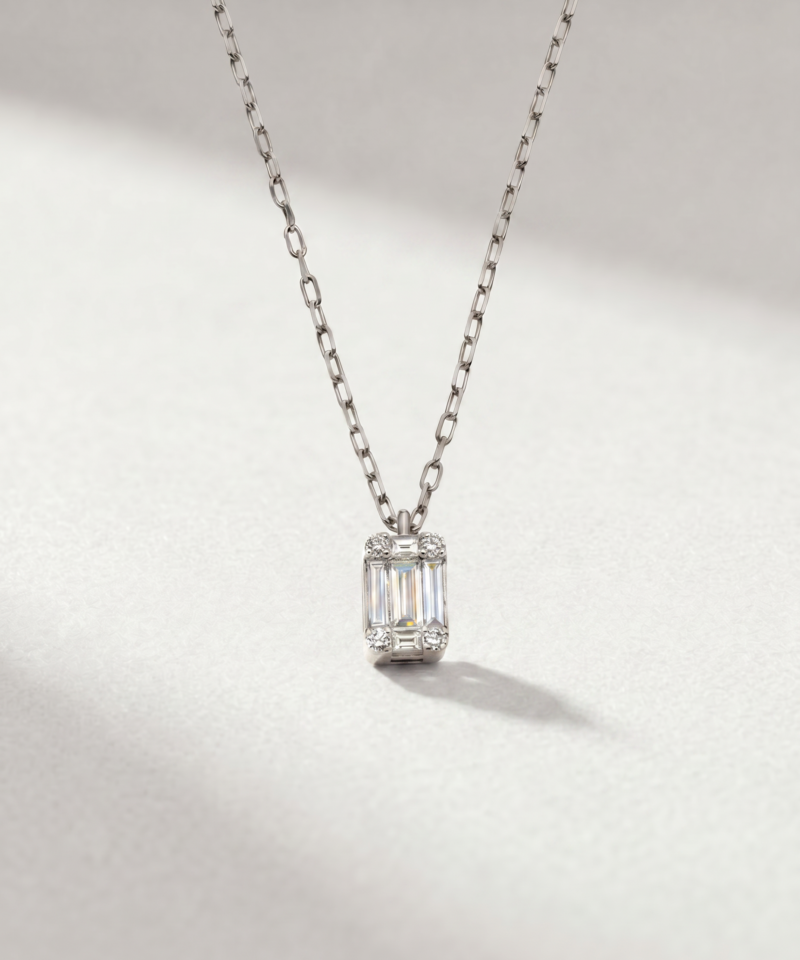 Baguette & Round Diamond Necklace in K18 White Gold