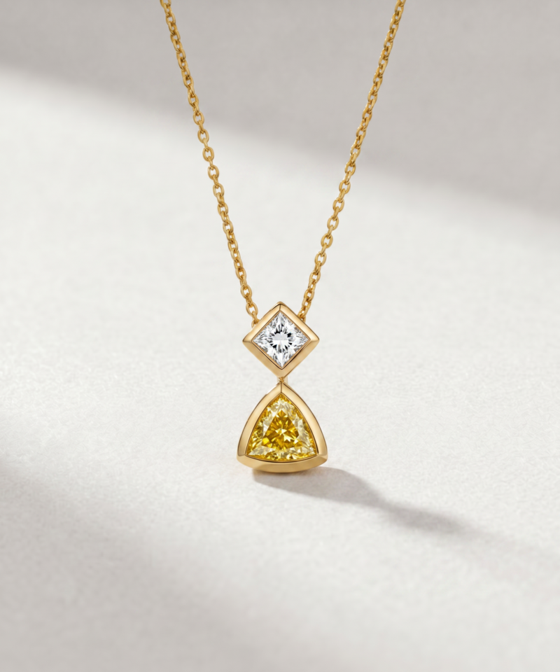 Princess & Trillion-Cut White and Yellow Diamond Necklace in K18 Yellow Gold