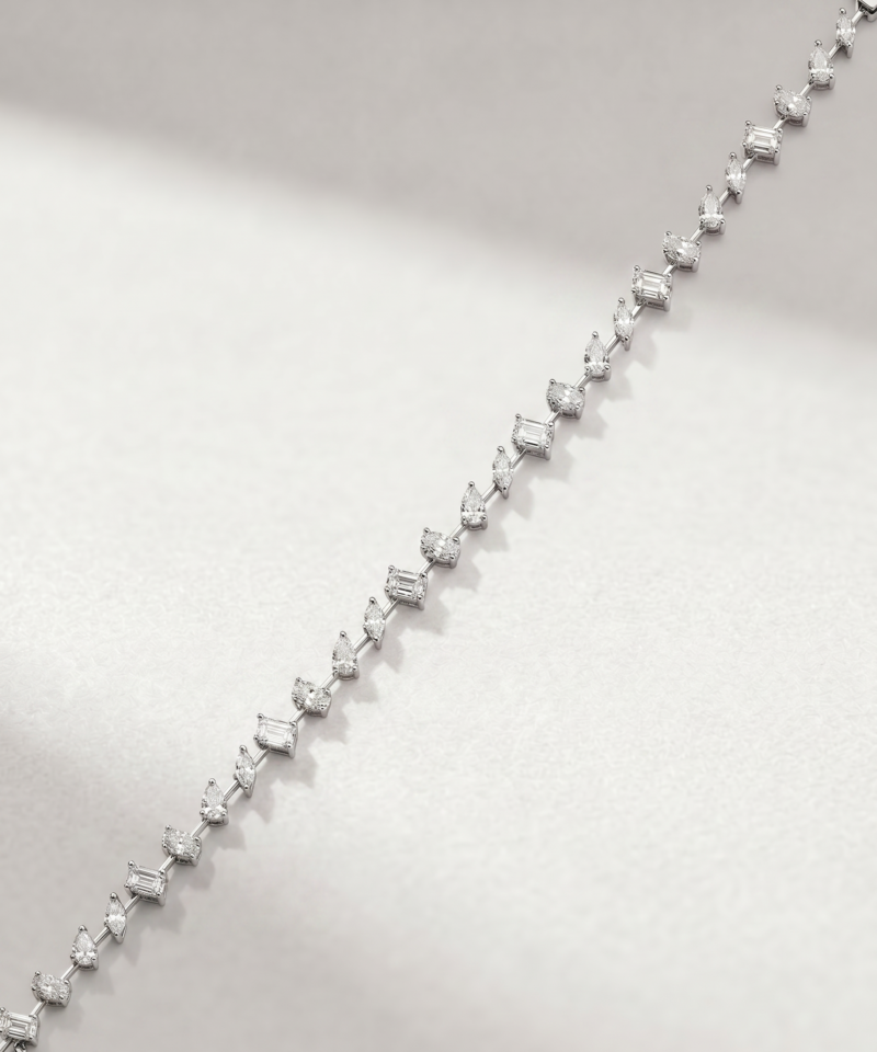 Mixed-cut diamond bracelet in K14 white gold