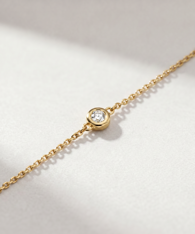 Bezel-Set Diamond Bracelet in K14 Yellow Gold