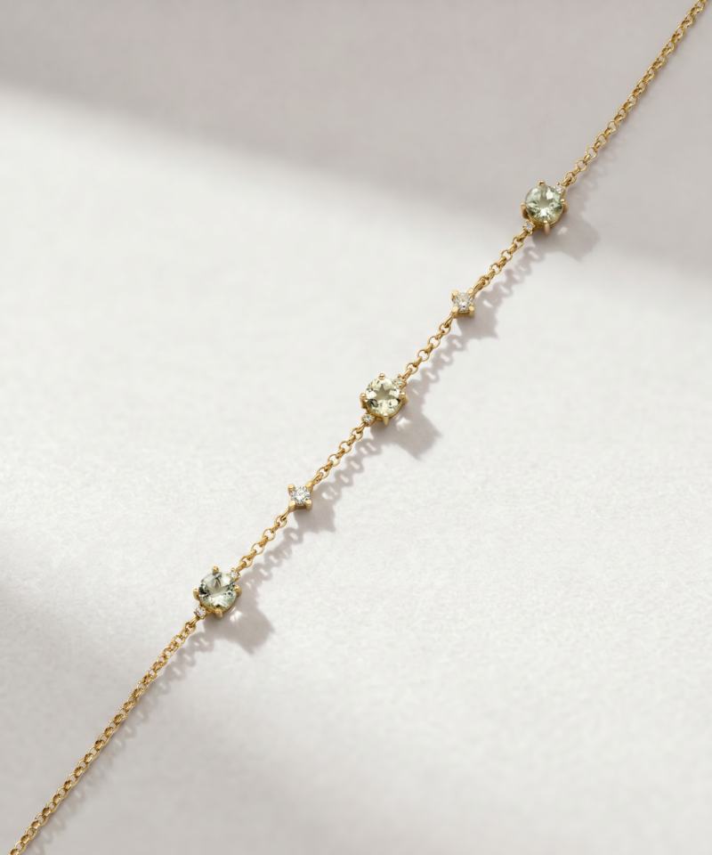 Green amethyst and diamond bracelet in K14 yellow gold